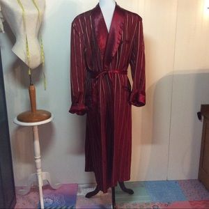 Vtg. 1950’s Men’s Smoking Robe with Belt